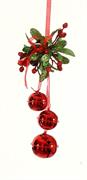 DECORAZIONE PENDENTE 17CM CON CAMPANE ROSSE